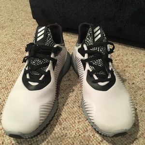 Adidas AlphaBounce Sneaker